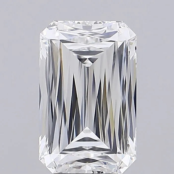 5.02ct Radiant Lab Grown Diamond (Colour E, Clarity VVS1, IGI Certified)