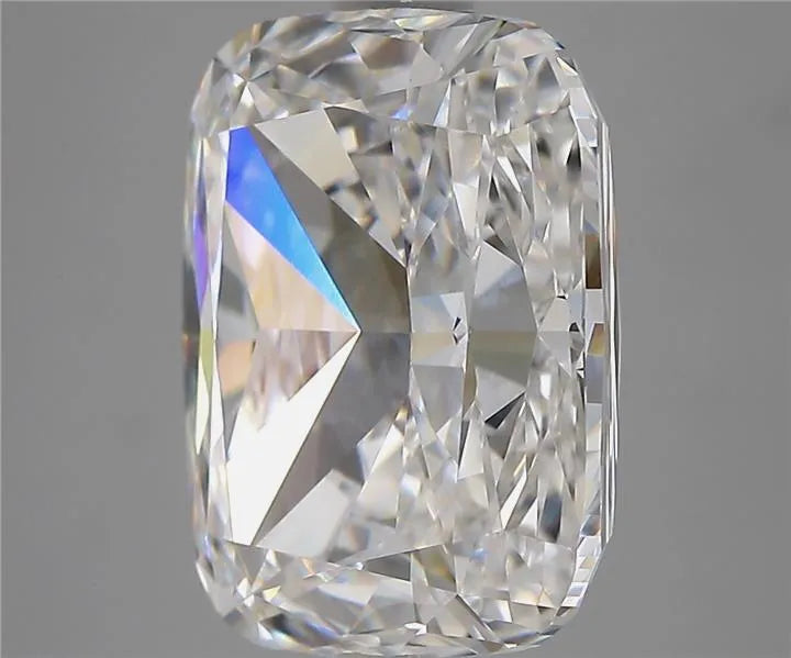 5.23ct Cushion modified Lab Grown Diamond (Colour E, Clarity VVS2, IGI Certified)