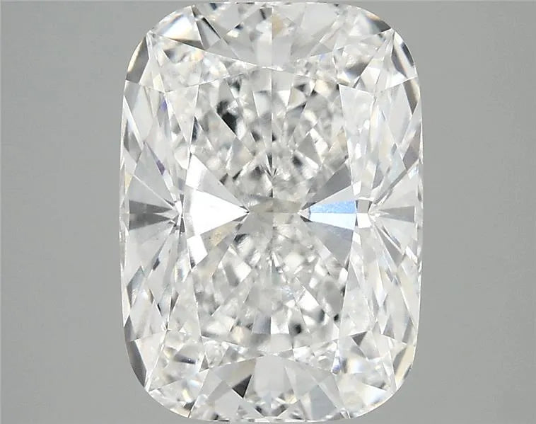 4.01ct Cushion modified Lab Grown Diamond (Colour E, Clarity VS2, IGI Certified)