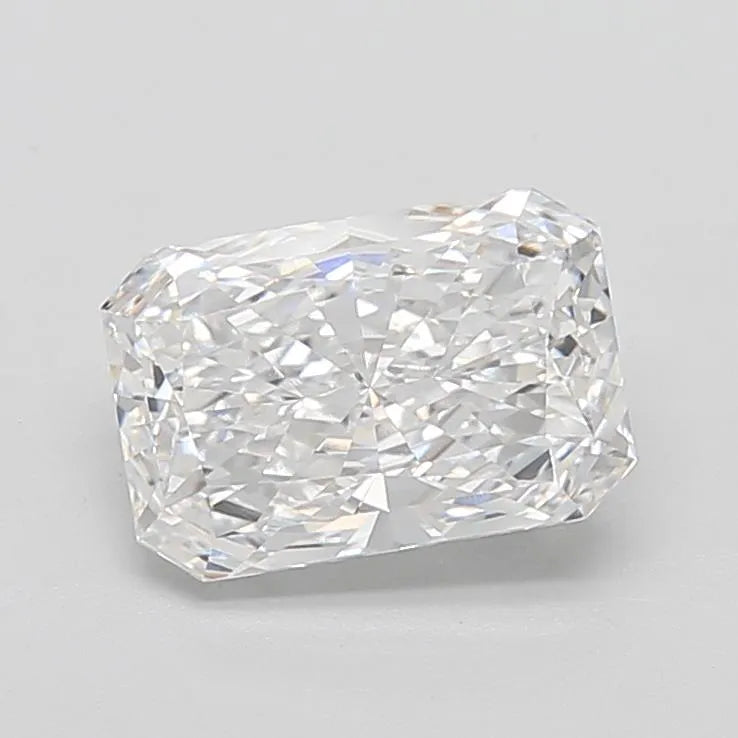 3.52ct Radiant Lab Grown Diamond (Colour D, Clarity VVS1, IGI Certified)