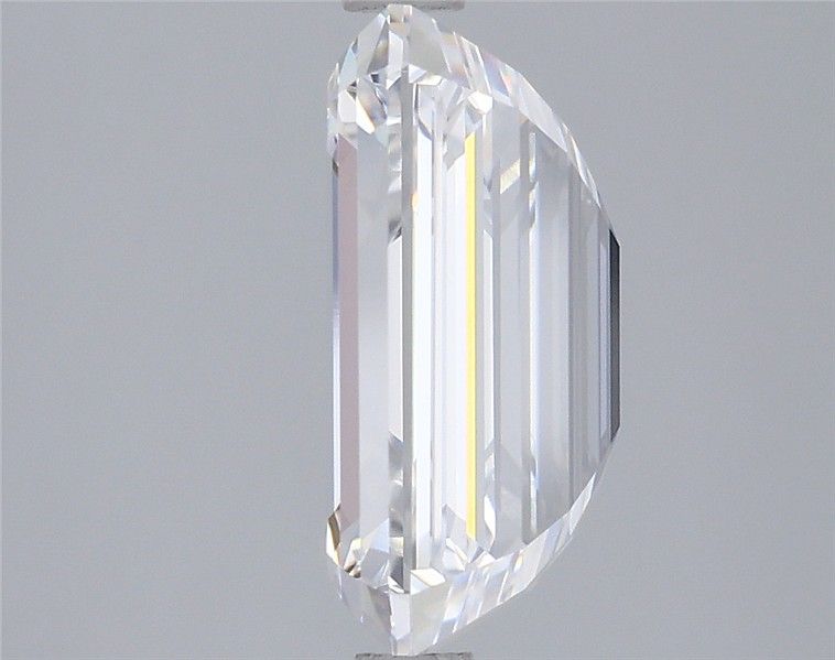 Interaktive 360°-Ansicht des Diamanten