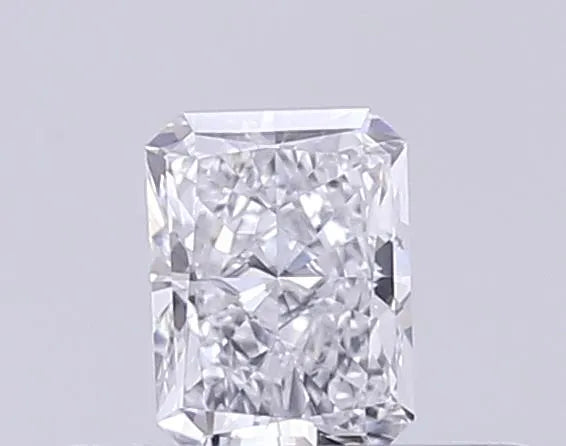 0.19ct Radiant Lab Grown Diamond (Colour D, Clarity VVS2, IGI Certified)