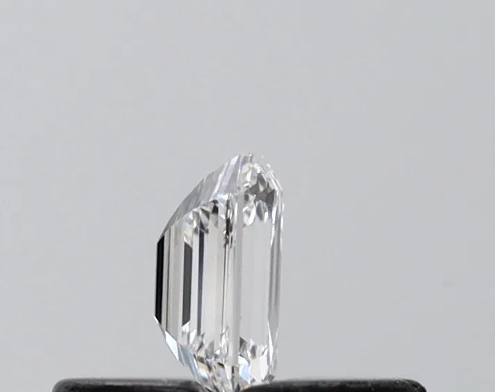 0.20ct Emerald Lab Grown Diamond (Colour D, Clarity VVS1, IGI Certified)