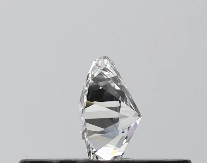 0.20ct Oval Lab Grown Diamond (Colour D, Clarity VVS2, IGI Certified)
