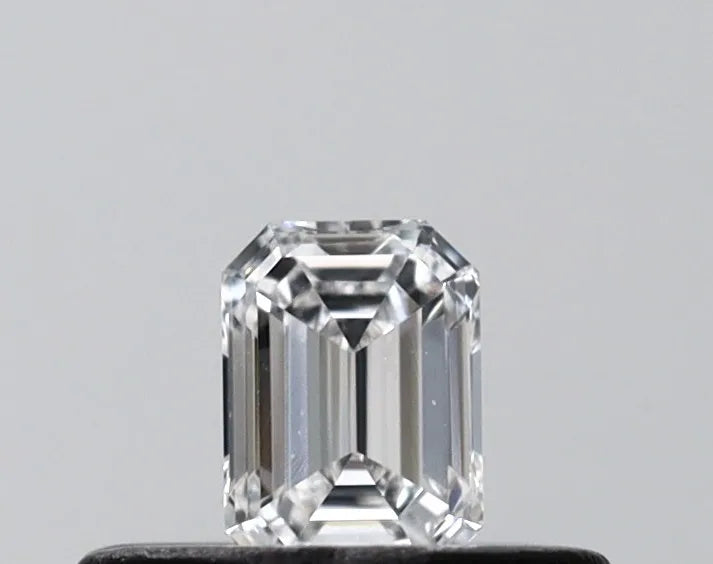 0.21ct Emerald Lab Grown Diamond (Colour D, Clarity VVS2, IGI Certified)