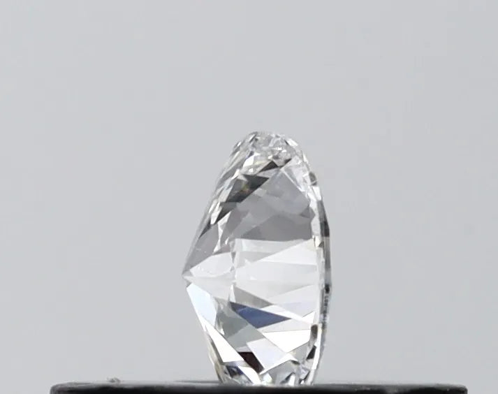 0.22ct Oval Lab Grown Diamond (Colour D, Clarity VS1, IGI Certified)