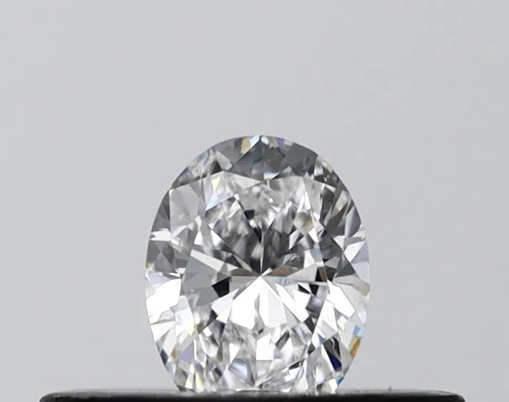 0.22ct Oval Lab Grown Diamond (Colour D, Clarity VVS2, IGI Certified)