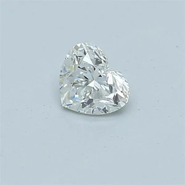 0.30ct Heart Natural Diamond (Colour G, Clarity VVS1, GIA Certified)
