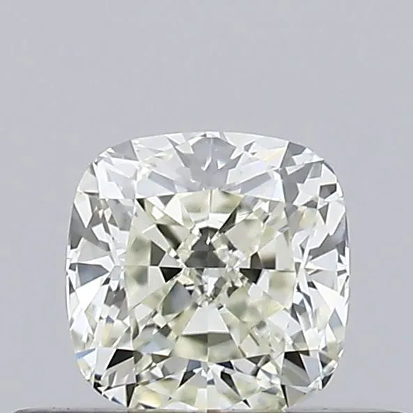 0.32ct Cushion modified Natural Diamond (Colour M, Clarity VVS2, GIA Certified)