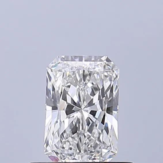 0.50ct Radiant Lab Grown Diamond (Colour E, Clarity VVS2, IGI Certified)