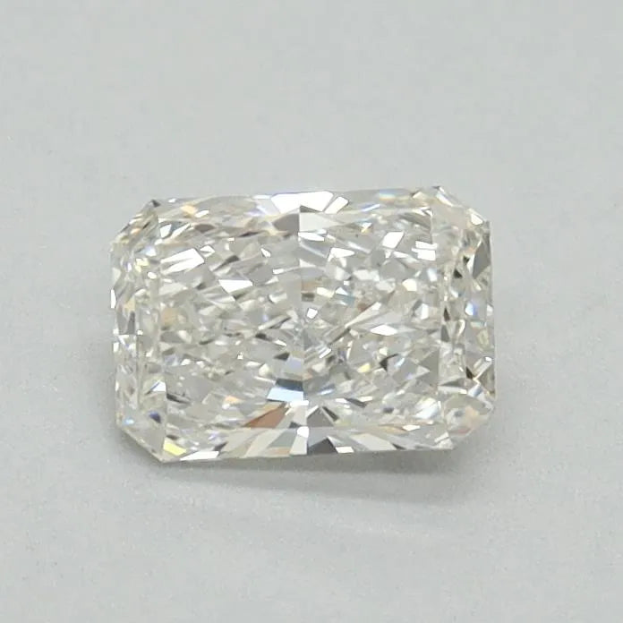 0.50ct Radiant Lab Grown Diamond (Colour G, Clarity VS2, IGI Certified)
