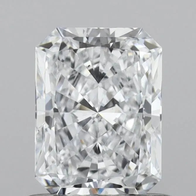 0.74ct Radiant Lab Grown Diamond (Colour E, Clarity VVS2, IGI Certified)