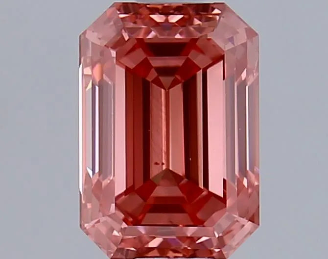 0.88ct Emerald Lab Grown Diamond (Colour Fancy Vivid Pink, Clarity VS1, IGI Certified)
