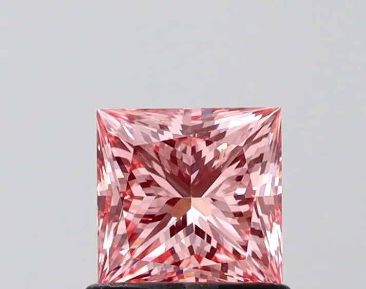 0.91ct Princess Lab Grown Diamond (Colour Fancy Vivid Pink, Clarity VS1, Uncertified)