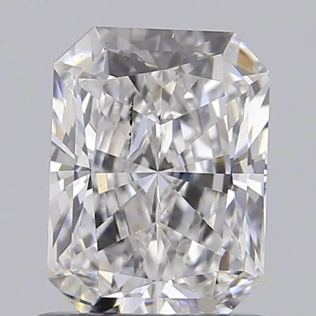0.91ct Radiant Lab Grown Diamond (Colour E, Clarity SI1, IGI Certified)