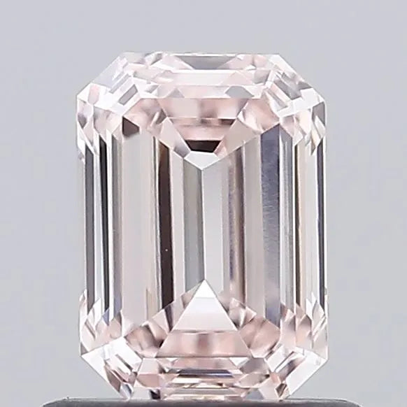 0.94ct Emerald Lab Grown Diamond (Colour Fancy Light Pink, Clarity VVS2, IGI Certified)