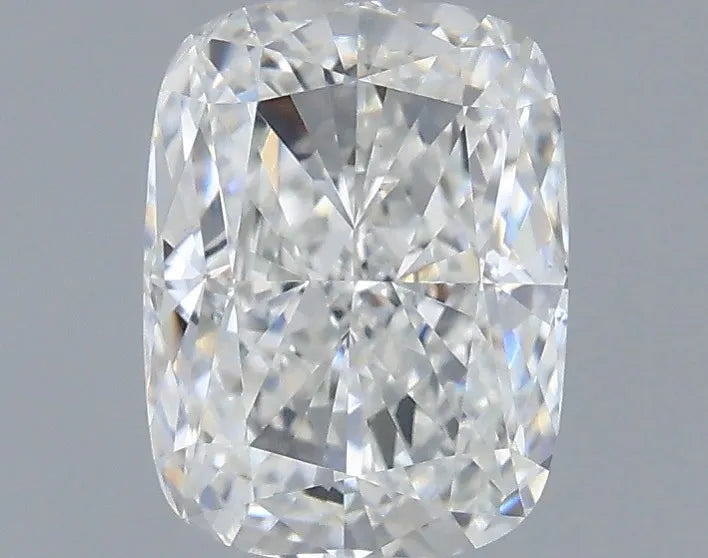 0.95ct Cushion modified Lab Grown Diamond (Colour E, Clarity VS1, IGI Certified)