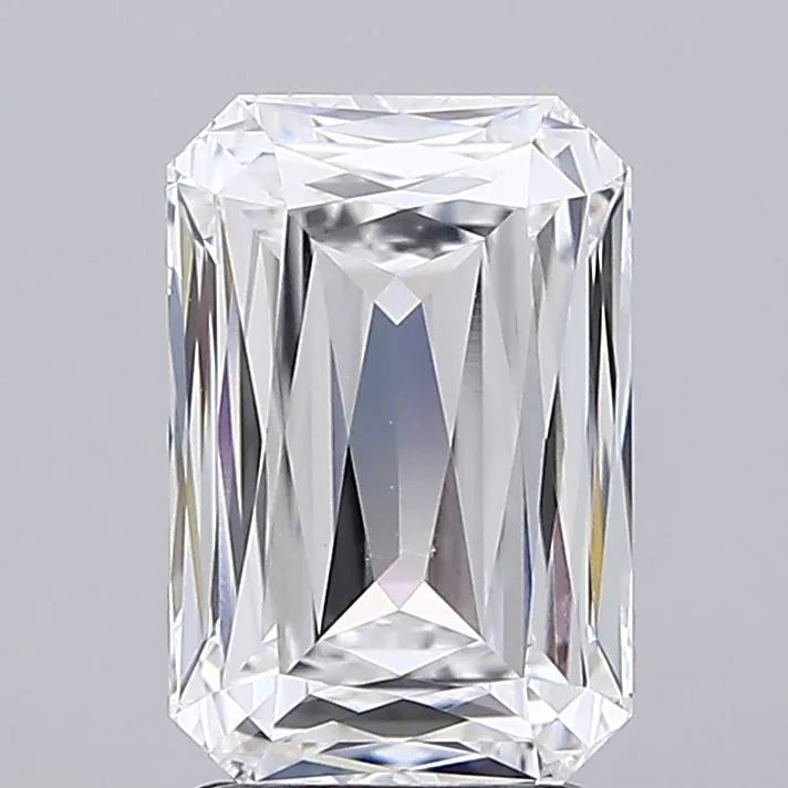 2.60ct Radiant Lab Grown Diamond (Colour E, Clarity VVS2, IGI Certified)