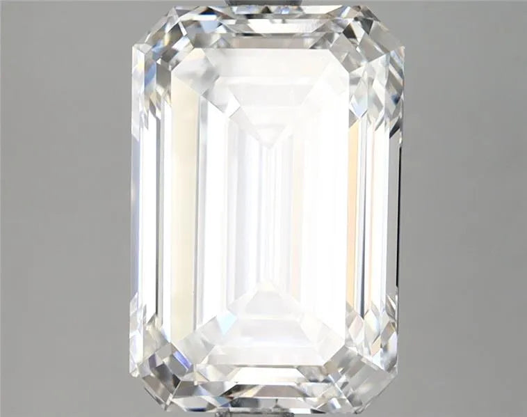 4.06ct Emerald Lab Grown Diamond (Colour D, Clarity VVS2, IGI Certified)
