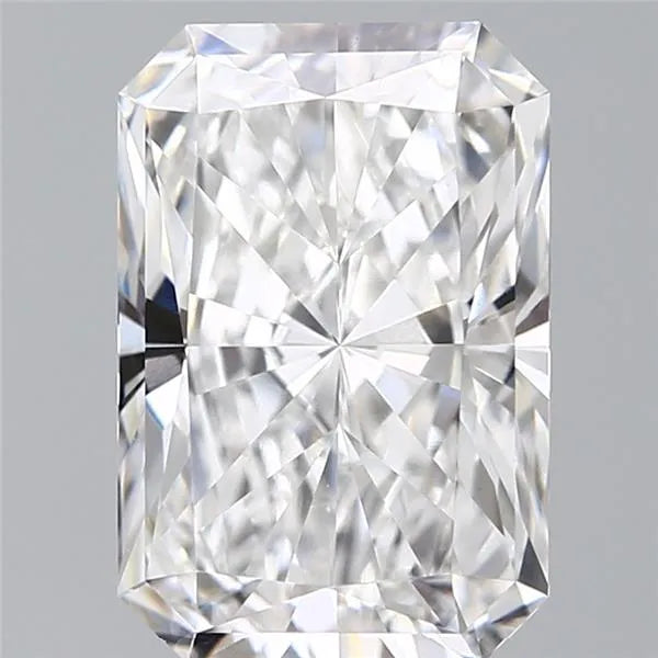 2.96ct Radiant Lab Grown Diamond (Colour E, Clarity VVS1, IGI Certified)