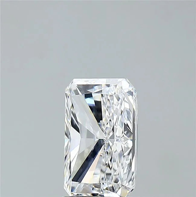 2.32ct Radiant Lab Grown Diamond (Colour D, Clarity VVS1, IGI Certified)