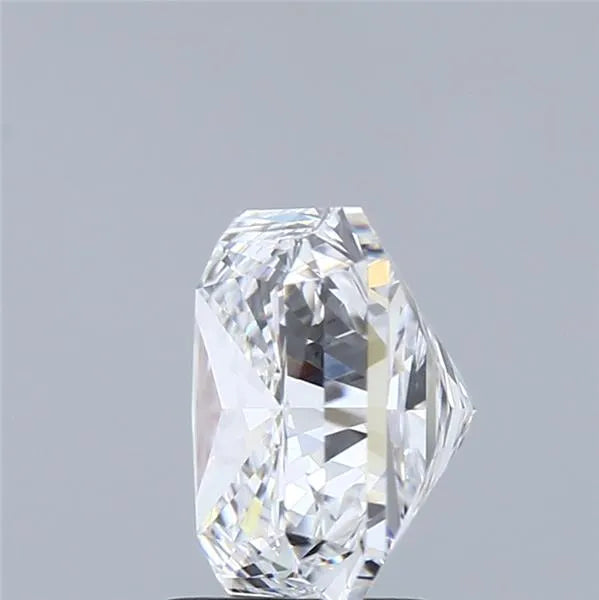 3.10ct Radiant Lab Grown Diamond (Colour D, Clarity VVS2, IGI Certified)