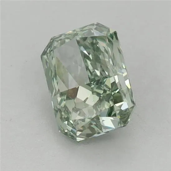 0.90ct Radiant Lab Grown Diamond (Colour Fancy Vivid Green, Clarity VVS2, IGI Certified)