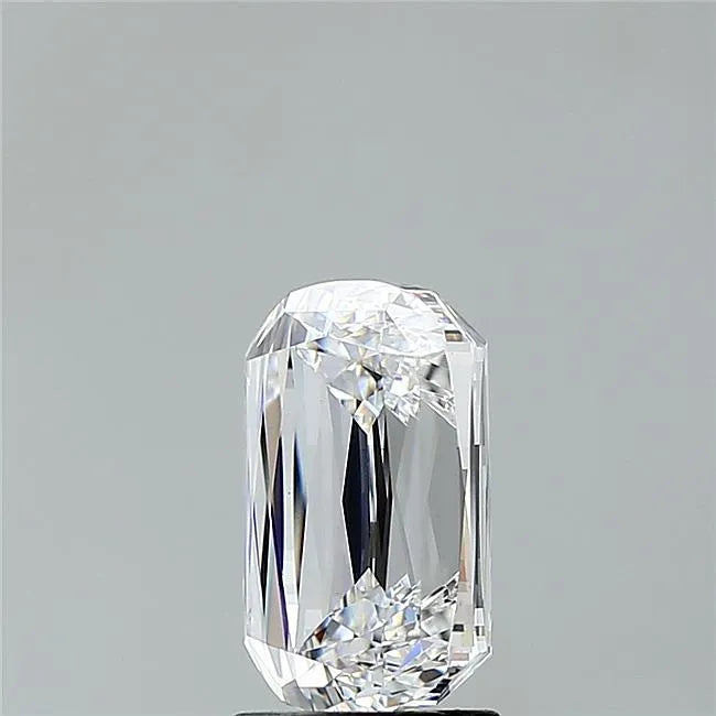 3.05ct Cushion modified Lab Grown Diamond (Colour D, Clarity VS1, IGI Certified)