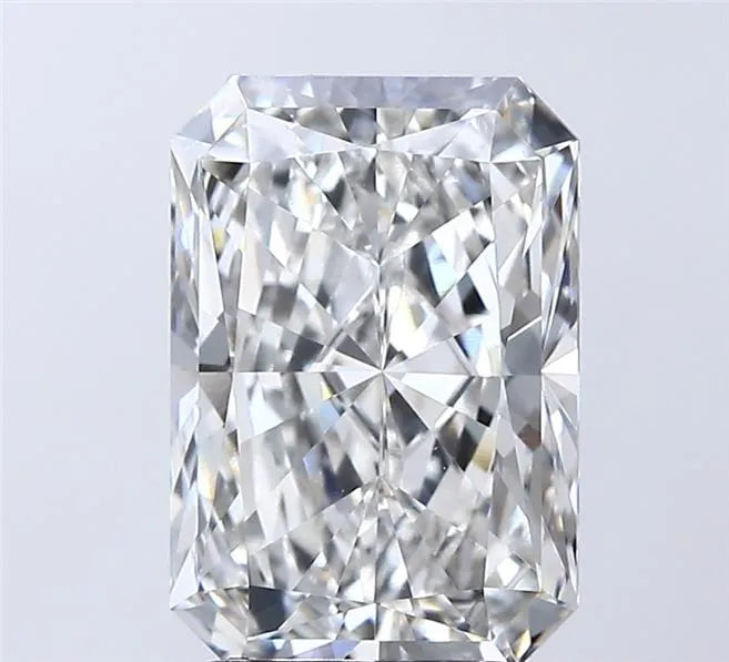 3.53ct Radiant Lab Grown Diamond (Colour F, Clarity VVS1, IGI Certified)