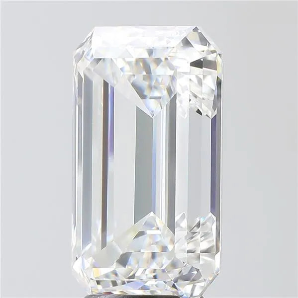 6.53ct Emerald Lab Grown Diamond (Colour E, Clarity VVS2, IGI Certified)