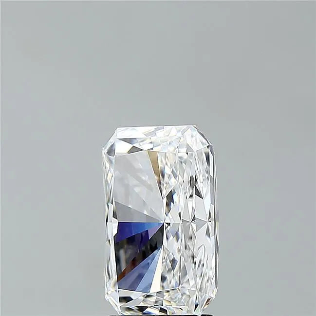 3.57ct Radiant Lab Grown Diamond (Colour D, Clarity VVS1, IGI Certified)
