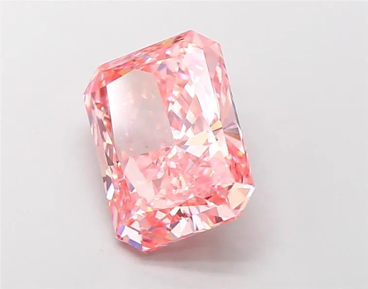4.00ct Radiant Lab Grown Diamond (Colour Fancy Vivid Pink, Clarity VS1, IGI Certified)