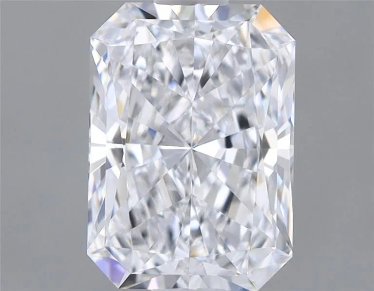 1.01ct Radiant Lab Grown Diamond (Colour E, Clarity VVS1, IGI Certified)