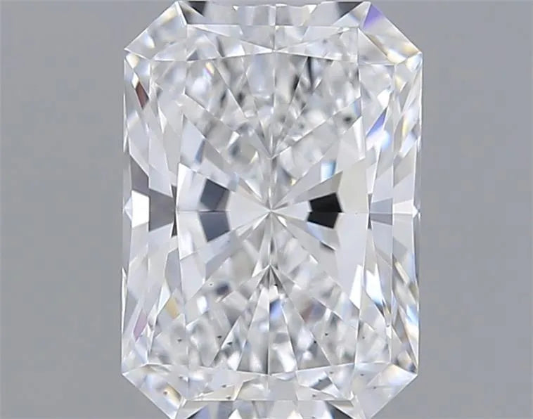 1.02ct Radiant Lab Grown Diamond (Colour E, Clarity VS2, IGI Certified)