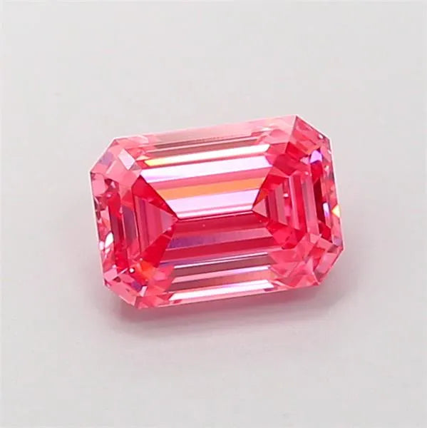 1.03ct Emerald Lab Grown Diamond (Colour Fancy Vivid Pink, Clarity VVS2, IGI Certified)
