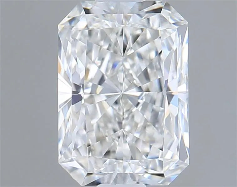 1.05ct Radiant Lab Grown Diamond (Colour F, Clarity VVS2, IGI Certified)
