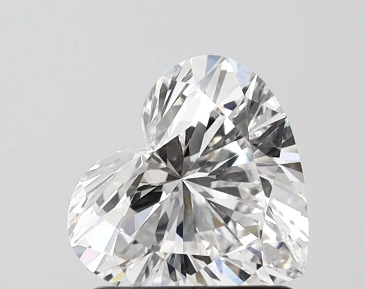 1.14ct Heart Lab Grown Diamond (Colour E, Clarity VVS2, IGI Certified)