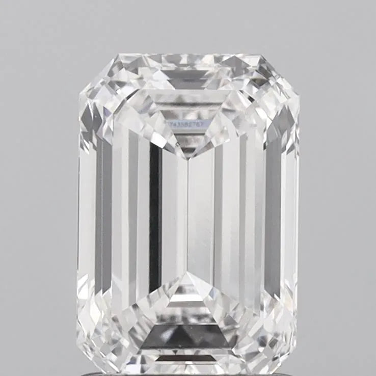 1.45ct Emerald Lab Grown Diamond (Colour E, Clarity VS1, IGI Certified)