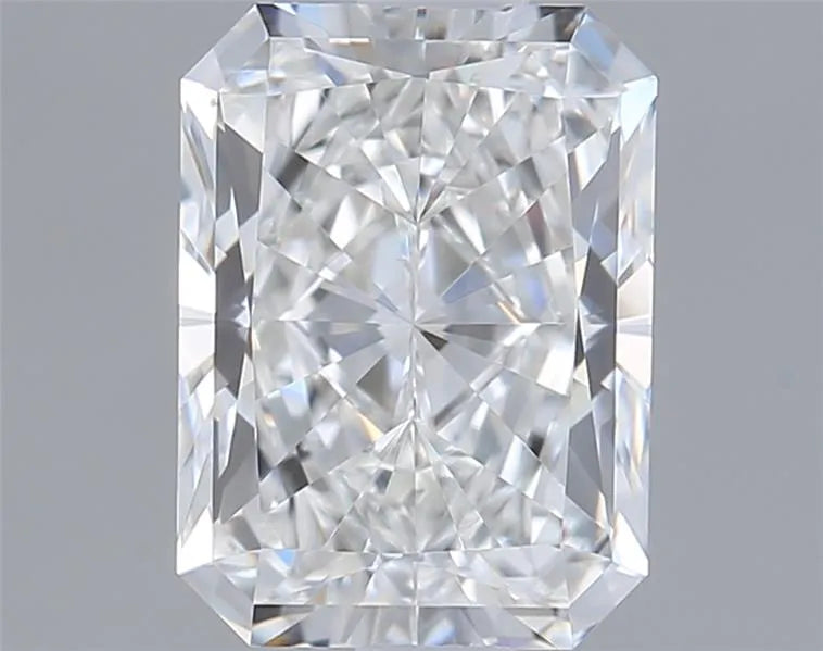 1.50ct Radiant Lab Grown Diamond (Colour E, Clarity VVS1, IGI Certified)