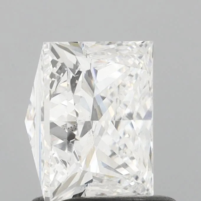 1.51ct Princess Lab Grown Diamond (Colour E, Clarity SI1, IGI Certified)