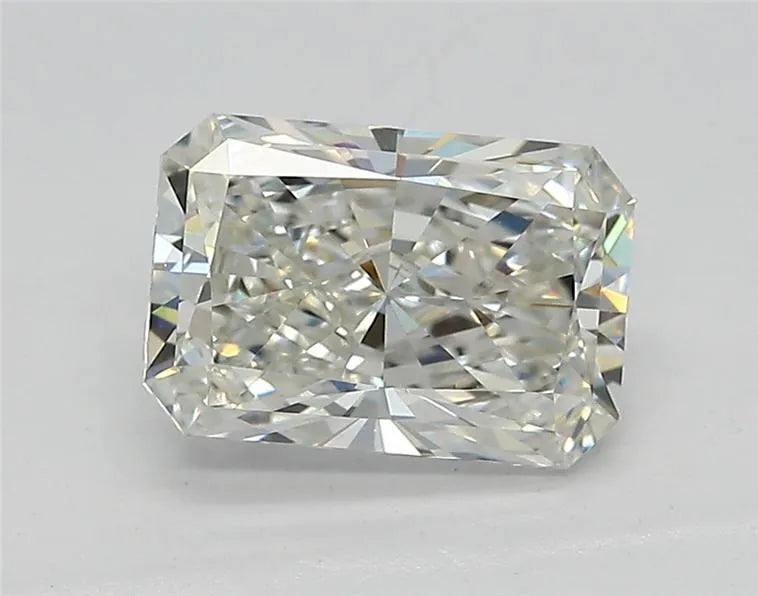 1.52ct Radiant Lab Grown Diamond (Colour F, Clarity VVS1, IGI Certified)