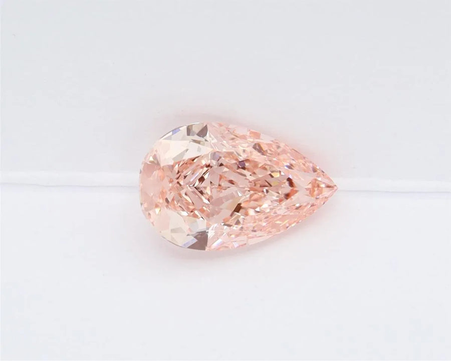1.53ct Pear Lab Grown Diamond (Colour Fancy Vivid Pink, Clarity VVS2, IGI Certified)