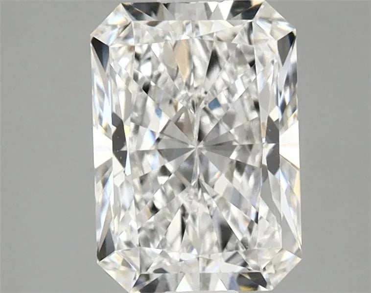 1.69ct Radiant Lab Grown Diamond (Colour D, Clarity VVS2, IGI Certified)