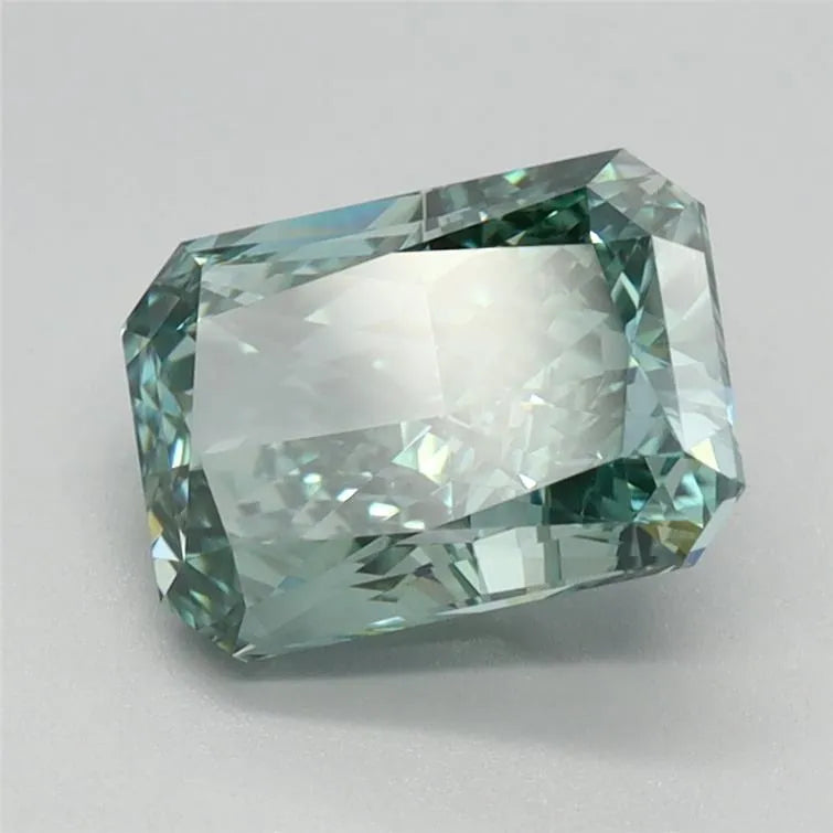 1.70ct Radiant Lab Grown Diamond (Colour Fancy Vivid Green, Clarity VS1, IGI Certified)
