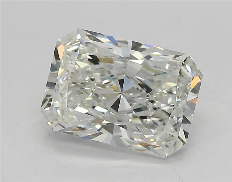 1.74ct Radiant Lab Grown Diamond (Colour E, Clarity VVS1, IGI Certified)