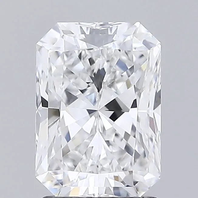 1.77ct Radiant Lab Grown Diamond (Colour D, Clarity VVS2, IGI Certified)