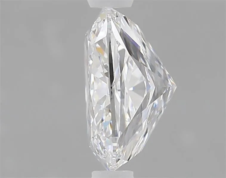 1.88ct Cushion brilliant Lab Grown Diamond (Colour D, Clarity VVS2, IGI Certified)