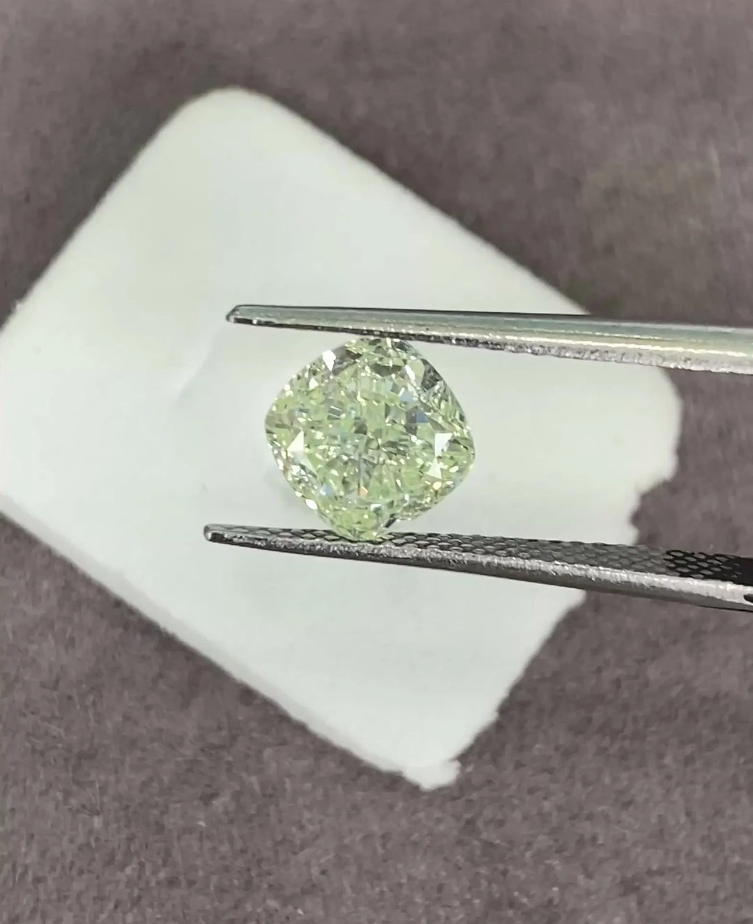 1.88ct Cushion modified Natural Diamond (Colour Fancy Light Green, Clarity VS1, GIA Certified)