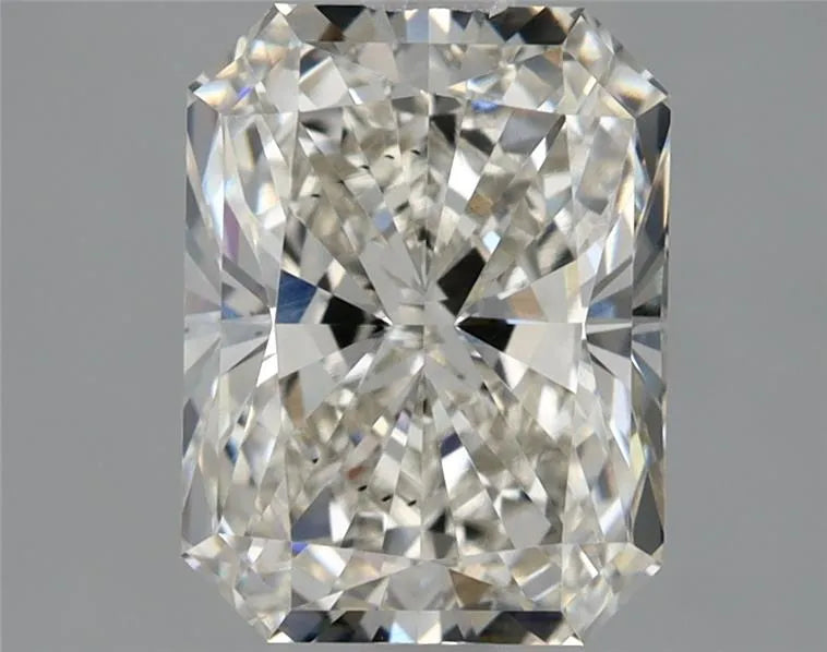 1.88ct Radiant Lab Grown Diamond (Colour I, Clarity VS2, IGI Certified)