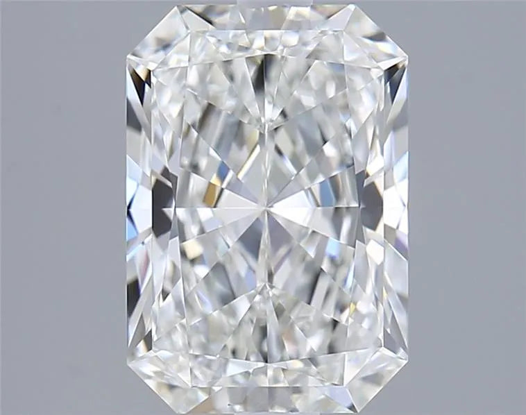 1.95ct Radiant Lab Grown Diamond (Colour E, Clarity VVS1, IGI Certified)